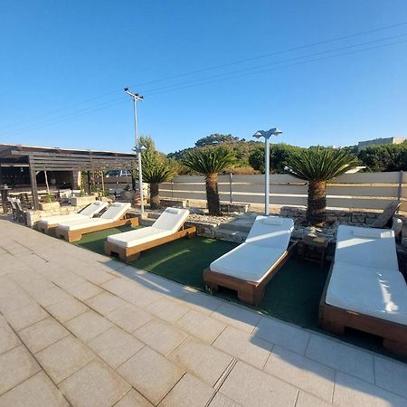 Petradi Aparthotel Livadi  Exterior photo