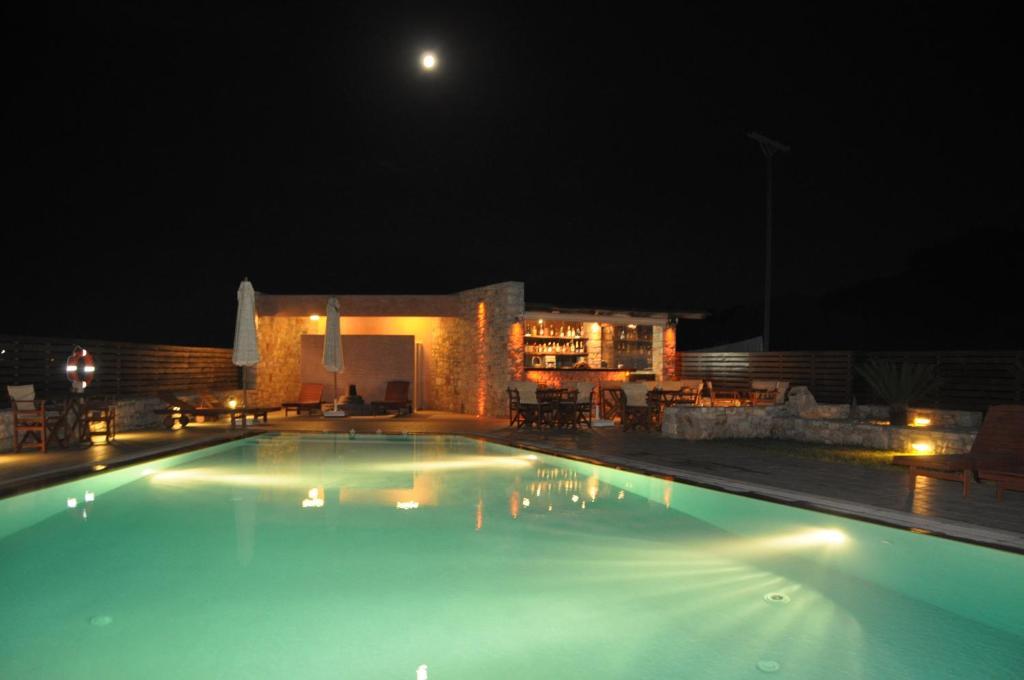 Petradi Aparthotel Livadi  Exterior photo
