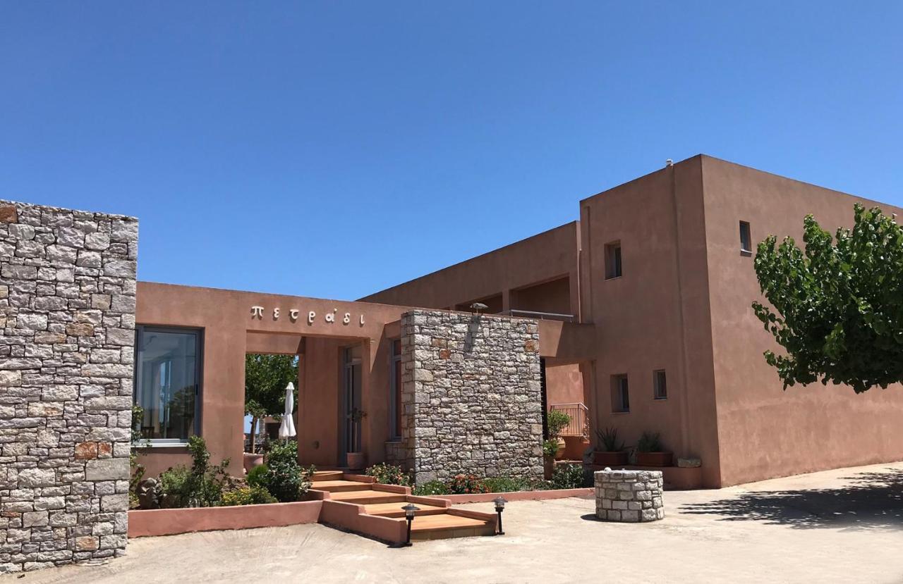 Petradi Aparthotel Livadi  Exterior photo